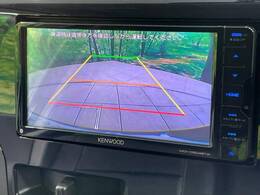 【バックカメラ】駐車時に後方がリアルタイム映像で確認できます。大型商業施設や立体駐車場での駐車時や、夜間のバック時に大活躍！運転スキルに関わらず、今や必須となった装備のひとつです！