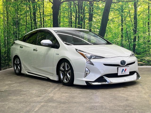 大好評のボディコーティング「弾スプラッシュコート」もご納車までに施工可能。通常のガラスコートと異なる、耐久年数6年の無機質ガラスコーティングが、ボディをキレイな状態に保ってくれます。