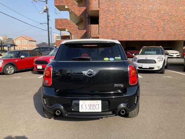 【オイル交換無料】当店で購入された、お車は数回オイル交換代が無料です。