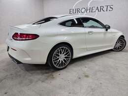 AMGトランクリッドスポイラーリップ！AMGスポーツエグゾーストシステム！フットトランクオープナー！レーダーセーフティパッケージ！