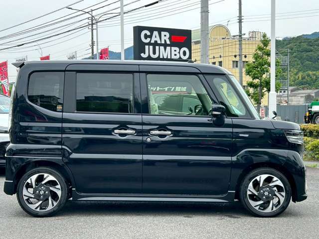 お申し付け頂ければ指定箇所の写真もお送りいたしております。遠方で現車をご覧になれない方は特に、メール、お電話にて、お気軽にお問い合わせくださいませ。