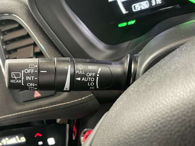運転席周りに大きな傷、汚れ、へたりなどなく良質な状態です！
