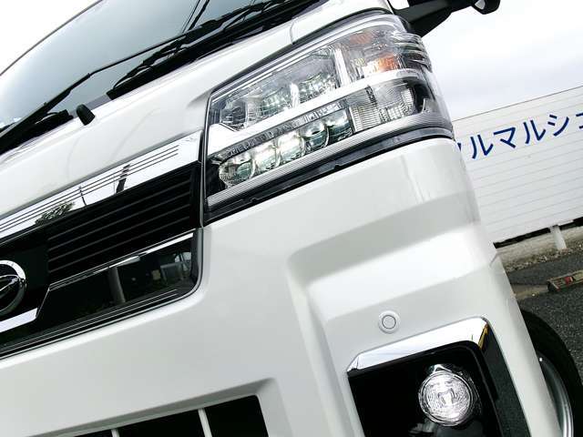 【ライト回り】LEDヘッドライト＆LEDフォグランプ！明るいライトで夜でも安心♪
