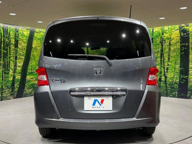 安心の最長10年・走行無制限保証（有償）をご用意。保証内容も充実はもちろん、無料点検＆オイル交換や、年中無休の全国・24時間ロードサービスも付帯されておりますのでご安心下さい。