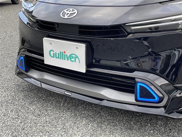 【ライト・ランプ】ワレもなく綺麗な状態なので、悪天候や夜間の走行も視界良好で安心してお乗りいただけます。ヘッドライト・ホイール・フロントガラスなど色々な部分コーティングをご用意しております！