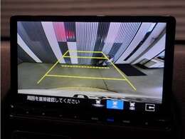 【バックカメラ】後退時も安心。リバース連動で画面が切り替わるのでとっても便利。