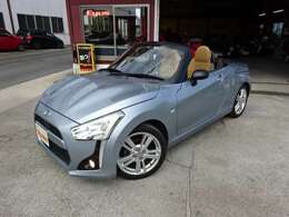 山や海が似合うオープンカー！