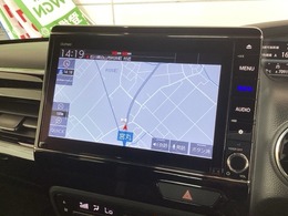 アップルカープレイ対応ギャザズナビ搭載です。知らない道も安心ですね！