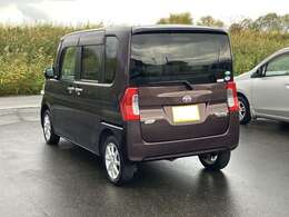 当店の販売車輌は12ヶ月1万キロの無料保証です。自社認証工場も完備しておりますので、アフターフォローもばっちりです！高年式で低走行の車輌を多数展示！本間モータースへ是非お越しください【JU新潟加盟店】