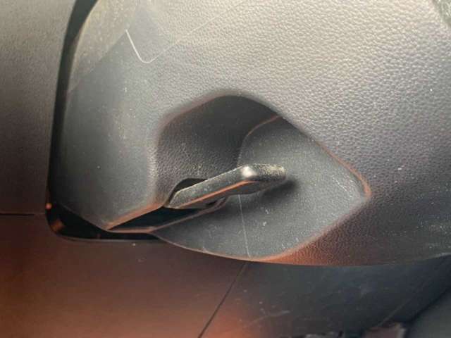 ご購入後の無償・有償保証も充実！やはり車は機械であり消耗品です。でも、車の購入も、修理代も決して安くない。。。そこを安心させるのが保証です！！ぜひ、ご相談下さい！お客様にピッタリなものを提案致します！