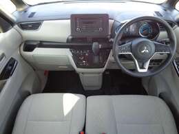 三菱認定UCAR保証　・走行距離無制限の1年間無料保証　・全国三菱ディーラーネットワークで安心　・最長2年間の延長保証有（有料）