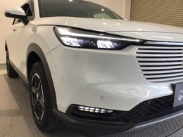 【LEDヘッドライト】ディスチャージヘッドライト（HID）と同等の明るさで、夜道や雨天走行が明るく視界良好！！　フォグライトも装備で、安心感さらにUPです♪安心ドライブを楽しんで下さい♪
