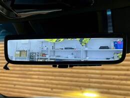 【デジタルインナーミラー】を搭載しております。ミラーにより後方確認ができますので、駐車の際などに役立ちます。