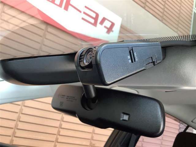 車検・点検・用品取り付け、万が一の事故対応まで、お任せください。