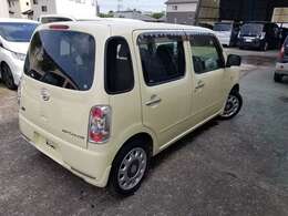 スマートキー・Wエアバッグ・ABS・オートエアコン・アイドリングストップ・HDDナビ・クリアLEDテール・後期型・24か月点検整備部品は本体に含まれます