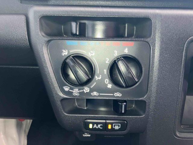 中古車は一物一価、同じようなお車でも、整備状況、外内装の状態など様々です。