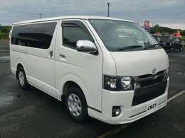 ブレーキパッド・ファンベルトなどの消耗品が摩耗してましたら当社基準で交換させて頂き納車させていただきます。