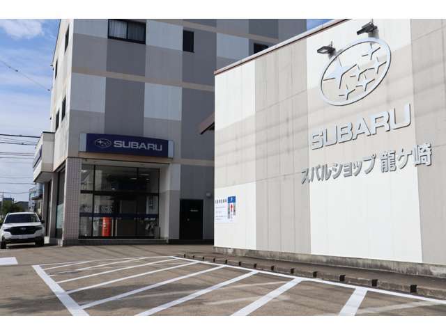 専門店ならではのご提案・整備など、全てはお客様第一をモットーに。スタッフ一同、日々取組んでおります。