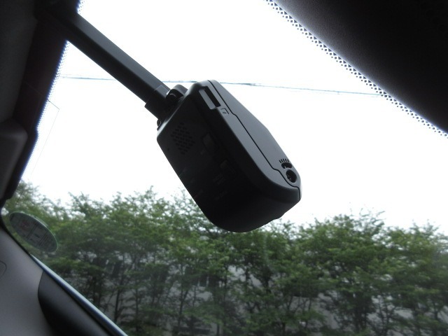 【ご案内】弊社では東京都を基点に算出したお支払額を総額表示しております。東京都以外にお住まいのお客様は、地域により圏外登録納車（輸送）費用が別途必要となります。ご了承お願い致します。