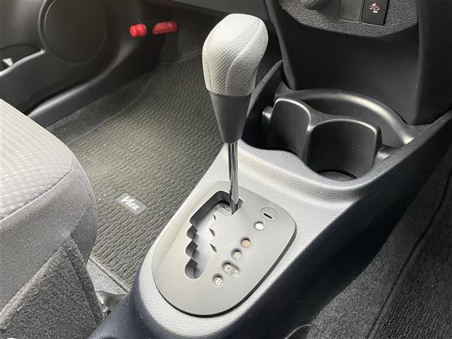 【シフト】シフトも操作しやすく快適なドライブを楽しんでいただけます！