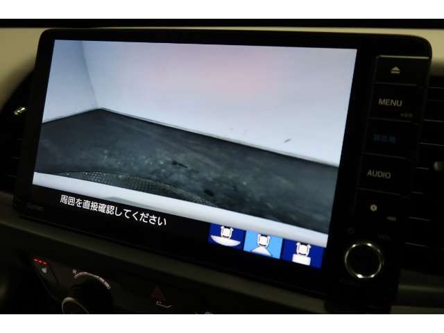 ◆◆バックカメラの画像です。車庫入れの安心感がアップしますね☆