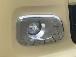 フロントフォグランプ　霧や大雨など悪天候時にヘッドランプの明かりを補助します！