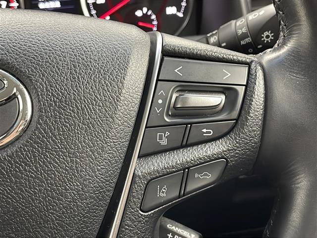 【運転席操作部】快適なドライブを楽しむための機能が装備されています！運転席から触れるので、使いやすいです！除菌プランいれていただくと、さらに清潔で安心していただけます！