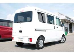 当店では全国へ輸送・納車をいたしております★輸送費用はお客様のお住まいや車種によって異なりますのでお気軽にお問い合わせください。