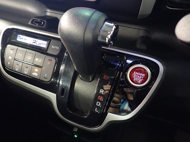 ◆Honda認定中古車をお探しの方はHonda　U-Select亀山長明寺へお越しください！全車安心のU-Selectホッと保証付きです！敷地内試乗も可能です！オンライン商談も受付しています！◆