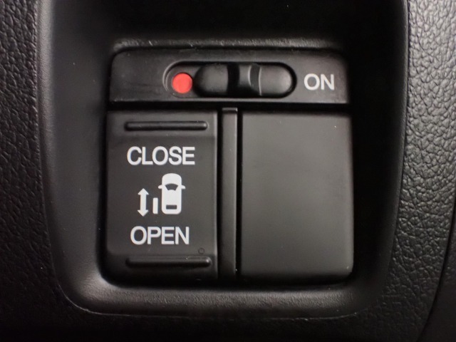 ◆Honda認定中古車をお探しの方はHonda　U-Select亀山長明寺へお越しください！全車安心のU-Selectホッと保証付きです！敷地内試乗も可能です！オンライン商談も受付しています！◆