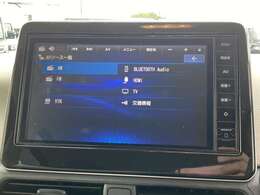 テレビやラジオ、ブルートゥースも使えます。テレビはフルセグなのでストレスなくご覧いただけます！
