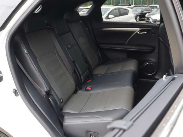 メンテナンスパックはご購入時だけのお得な点検・整備パック(有償)。点検コースと車検コースがございます。詳しくは店舗コーディネーターまでお問い合わせ下さい。