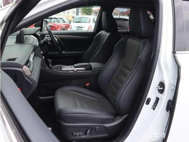 ぜひ厳選したドイツプレミアムブランドのお車を、見て・触って・比べてください！