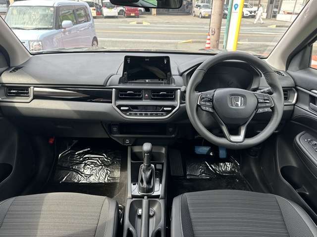 ★登録済未使用車につきましては、傷、凹み等一切ございませんので、新車と同様ですのでご安心ください！もしダメージがある場合は契約前に責任をもってしっかりとお伝えします！※試乗車や中古車は確認を要します！