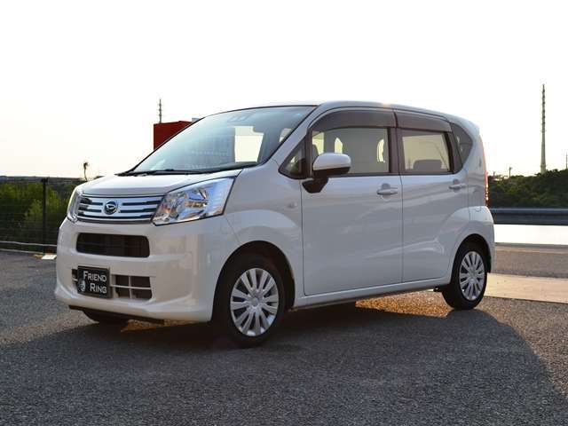 雹による凹みがございますので、現車確認お願いします。