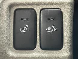 【シートヒーター】シートを温めてくれる暖房機器です！長時間座っていると負担が掛かりやすい背中や腰、または冬場などの寒い日に冷えやすい脚部に快適なぬくもりを伝えます。