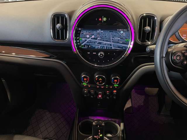 全国納車可能※です！全国のLIBERALA、もしくはガリバーグループ直営店舗のどこでも納車が可能です。※車両運搬費がかかります。