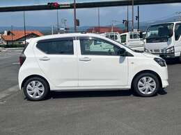 本社松崎店は認証工場完備しております。車検のみのお客様も歓迎しております。もちろん、販売車両は点検後ご納車致します。