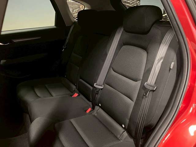 車内もキレイで嫌な臭いもありません☆車内の臭い、汚れが気になる方は内装のスチームクリーナーも施工可能です♪