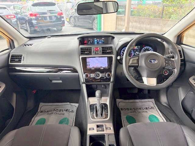 運転席廻りの画像です！操作スイッチ類も比較的に綺麗な状態です♪他に詳細画像をご希望の方はこちら！【1st@e-g-a.co.jp】へご連絡ください！