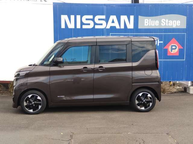 【1】新車製造時のみ選択出来るメーカーOPとして以下の装備が付加されてます。■寒冷地仕様：●前席ヒーター付シート●ヒーター付ドアミラー●リヤヒーターダクト●PTC素子ヒーター●高濃度不凍液※次画像に続く