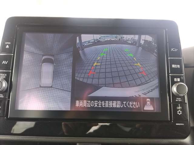 上位機種ナビなのでインテリジェント　アラウンドビューモニターのカメラ映像を9インチナビ画面に出力出来ます。