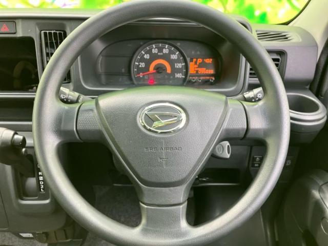 WECARSの店舗にはキッズコーナーがございます！お子様連れのお客様もごゆっくり車選びをお楽しみいただける空間です！