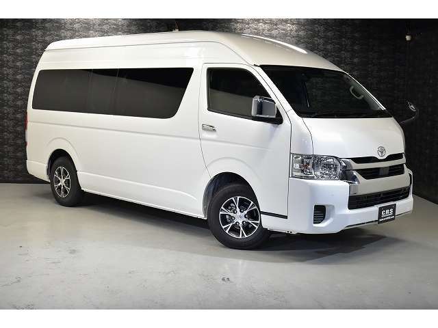 ■登録済未使用車 令和7年式 グランドキャビン 2WD ガソリン車 10人乗り　フローリング施工済車両入庫しました★即納台数多数☆ご来店お待ちしております。シーアールエス大阪06-6852-9000