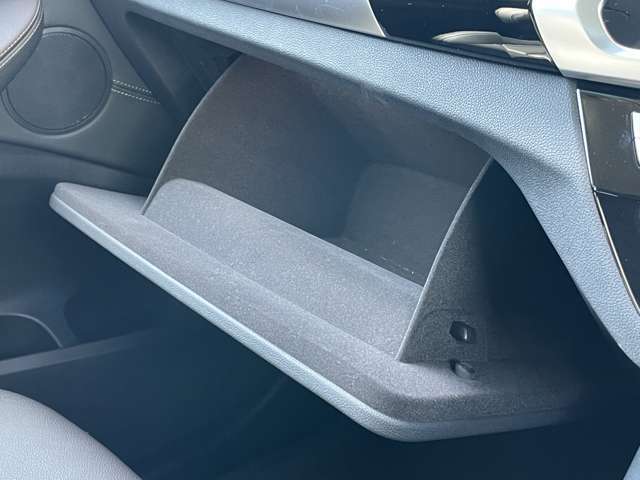 ご希望の車が売れてしまった場合や、装備や色など条件が合わない場合は、LIBERALAのバックオーダーシステムを是非ご利用ください。