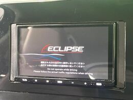 【ナビゲーション】目的地までしっかり案内してくれる使いやすいナビ。Bluetooth接続すればお持ちのスマホやMP3プレイヤーの音楽を再生可能！毎日の運転がさらに楽しくなります！！