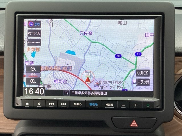 インターナビ付きです！！目的地までの適切なルート案内や、お天気、お得なイベント案内などを受け取って頂けます！！