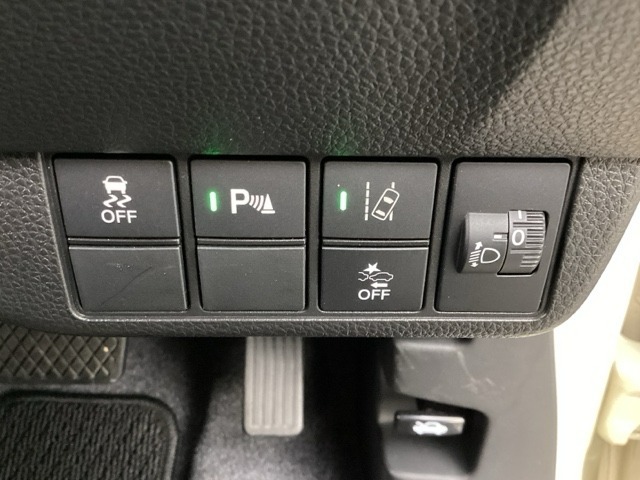 安全運転支援システム　Honda　SENSING付きです。常にシステムで周囲の状況を認識し、ドライバーをサポートします！！