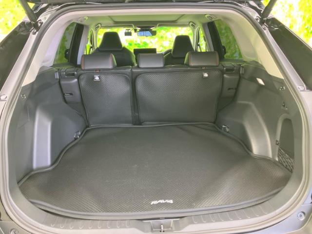 WECARS（ウィーカーズ）は全国250店舗展開！お客様が安心してカーライフをお楽しみいただけるよう社員一同心を込めてサポートいたします。