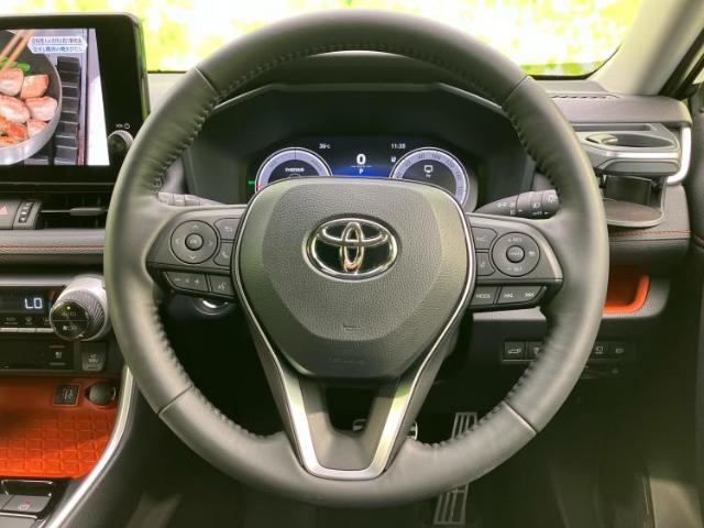 こちらのお車はいかがでしょうか？少しでも気になっていただけましたら是非お問い合わせください！さらにお車の詳細をお送りいたします！